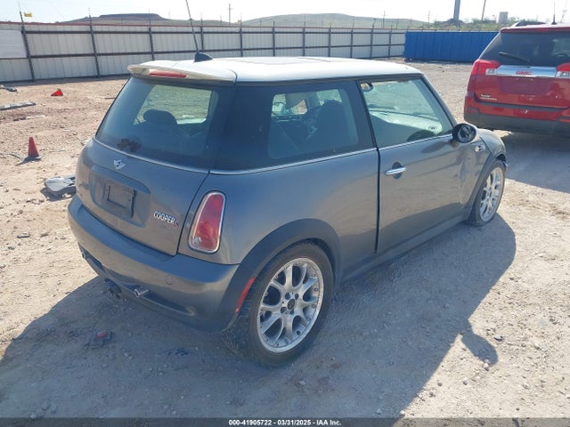 2005 MINI COOPER S WMWRE33595TG96574 Photo 3
