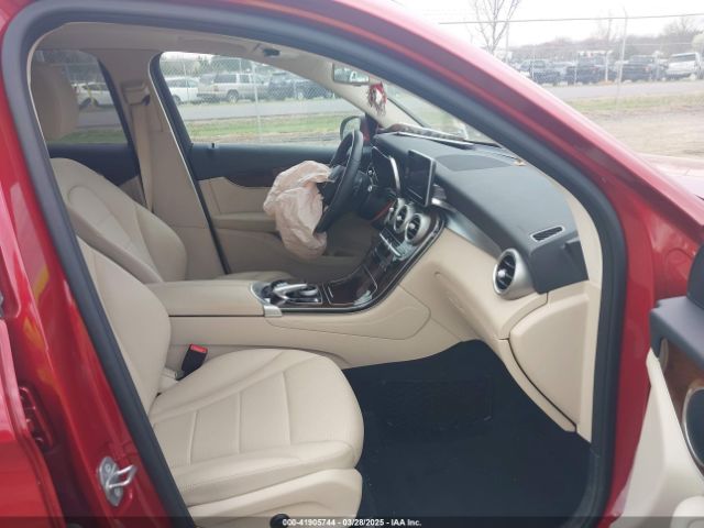 WDC0G4KB9HF118424 Mercedes-Benz Glc 300 4matic