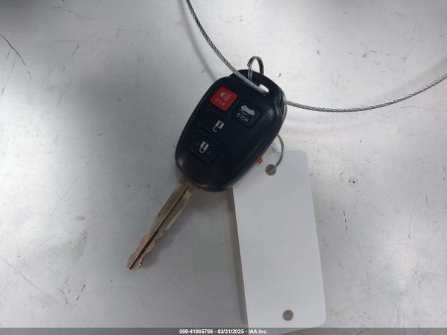 5YFBURHE1EP096154 Toyota COROLLA LE