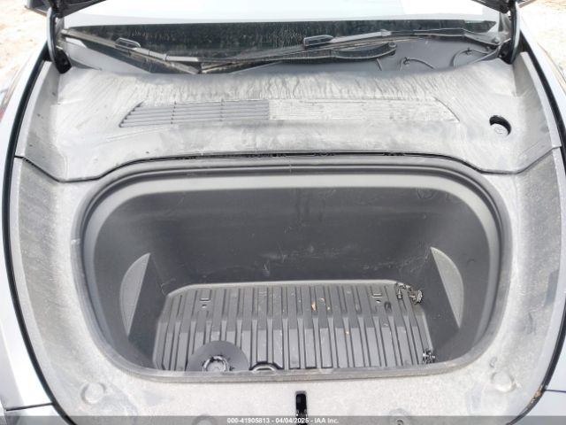 7SAYGDEEXSF266143 Tesla Model Y Long Range Dual Motor All-wheel Drive