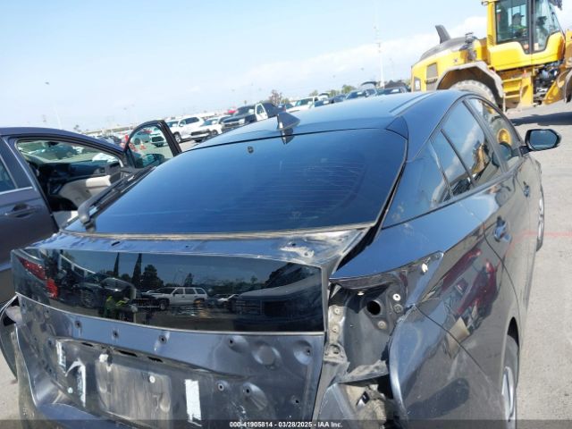 JTDKARFU0G3025090 Toyota Prius Four
