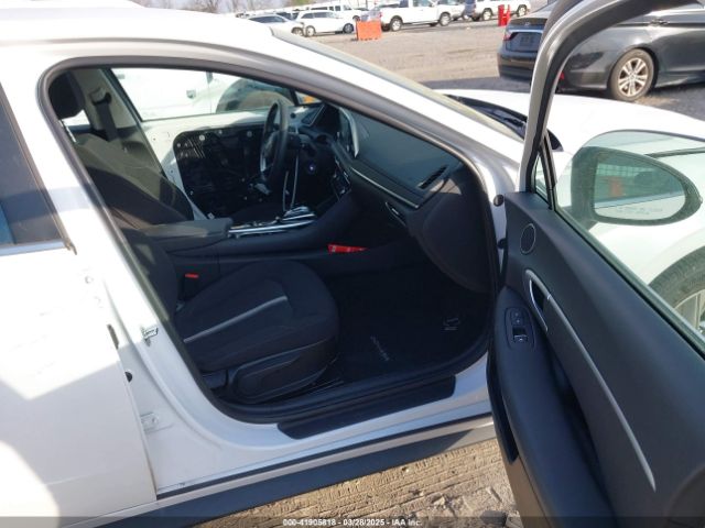 KMHL24JA3NA224740 Hyundai SONATA SE