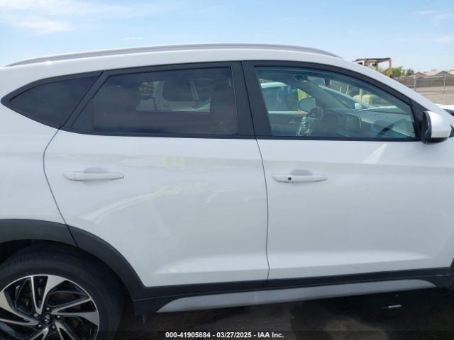 KM8J33AL1MU287929 Hyundai Tucson Sport