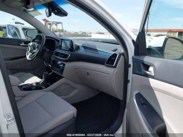 KM8J33AL1MU287929 Hyundai Tucson Sport