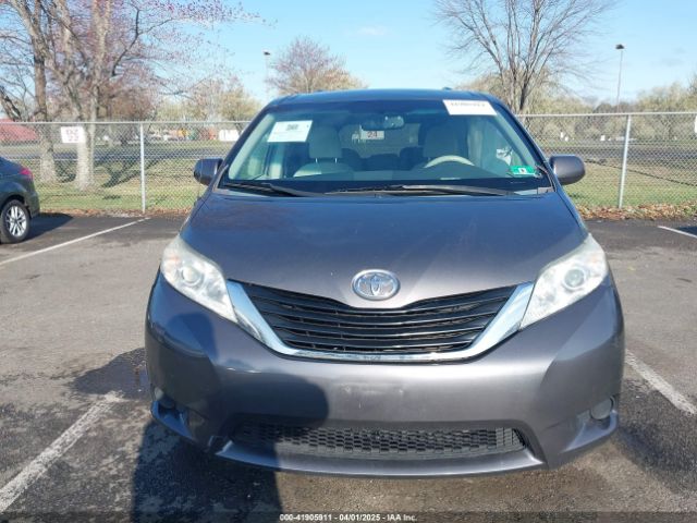 5TDKK3DC5ES483532 Toyota Sienna Le V6 8 Passenger