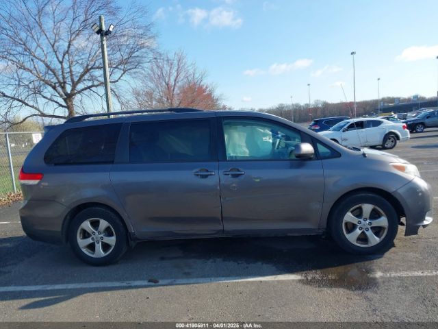 5TDKK3DC5ES483532 Toyota Sienna Le V6 8 Passenger