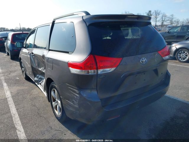5TDKK3DC5ES483532 Toyota Sienna Le V6 8 Passenger