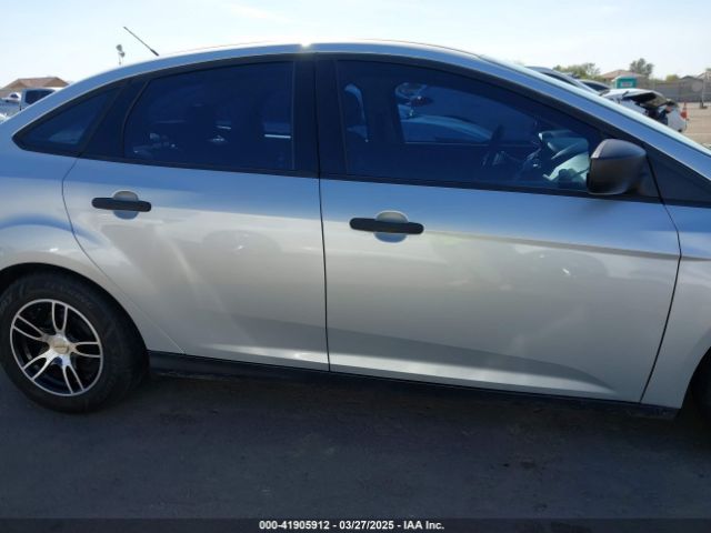 1FADP3E20FL351514 Ford FOCUS S