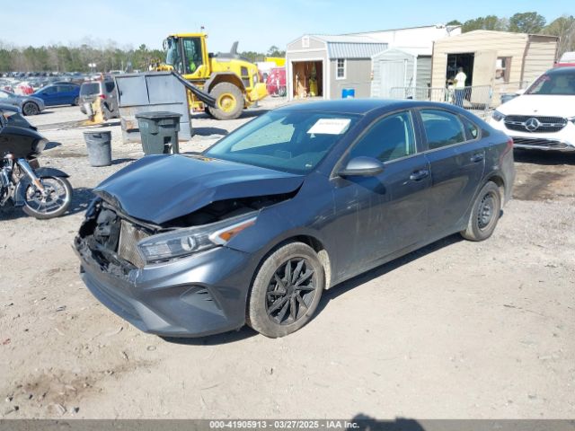 3KPF24AD0NE499281 KIA FORTE FE