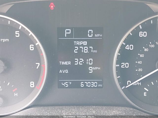 5NPD74LF8HH211188 Hyundai ELANTRA SE