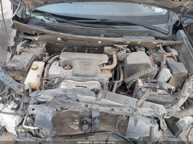 2T3ZFREV5JW430943 Toyota RAV4 LE