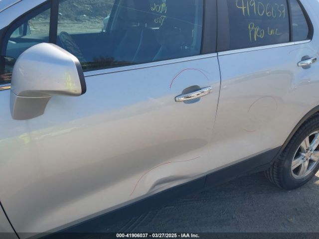 3GNCJPSB4HL175388 Chevrolet Trax Lt