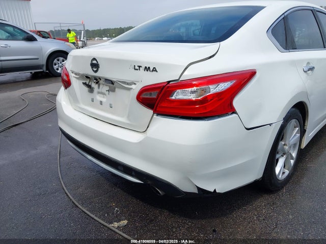1N4AL3AP5HC130381 Nissan Altima 2.5 S