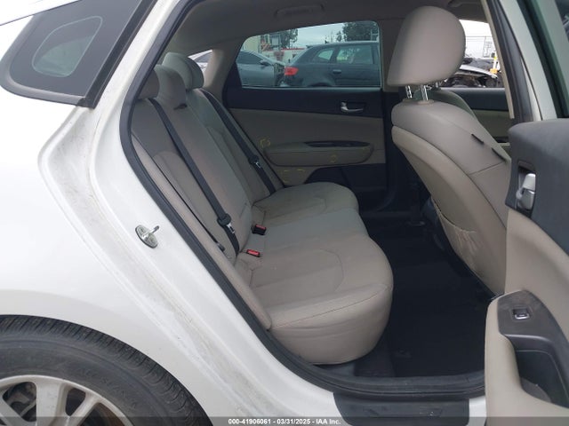 KNAGT4L37H5160410 KIA Optima Lx