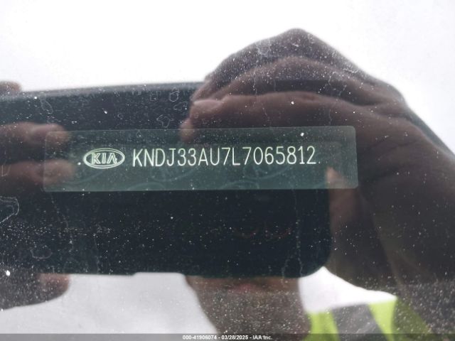 KNDJ33AU7L7065812 KIA SOUL EX