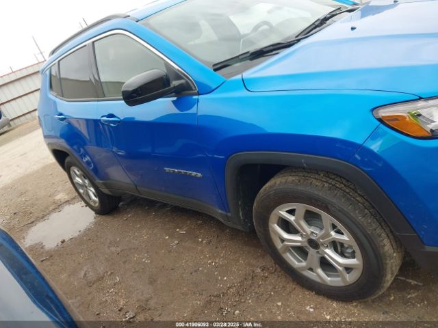 3C4NJDBN8ST579912 Jeep Compass Latitude 4x4