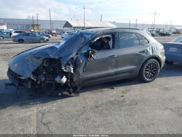 2018 PORSCHE MACAN WP1AA2A54JLB14685 Photo 1