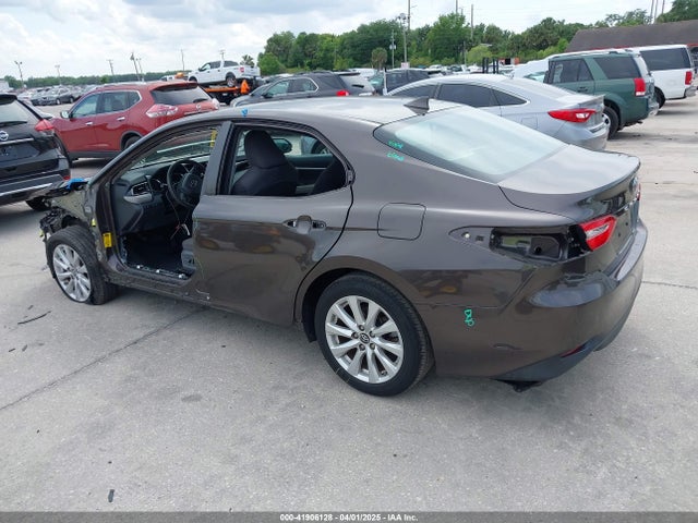 4T1B11HKXKU818442 Toyota CAMRY LE