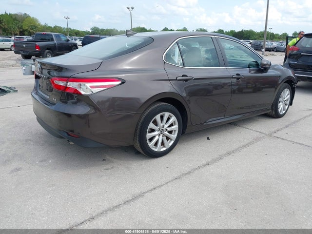 4T1B11HKXKU818442 Toyota CAMRY LE
