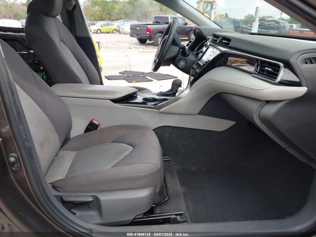 4T1B11HKXKU818442 Toyota CAMRY LE