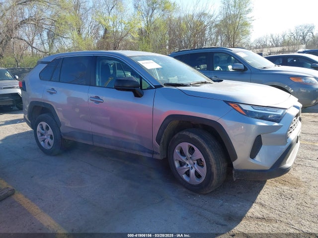 2T3F1RFV5RW449651 Toyota RAV4 LE