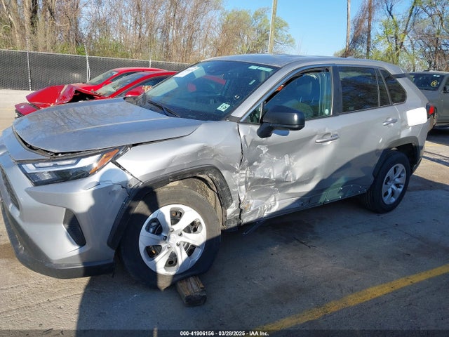 2T3F1RFV5RW449651 Toyota RAV4 LE