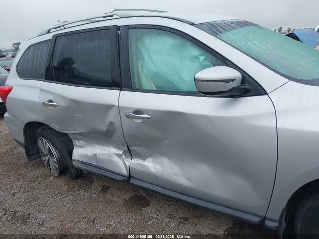 5N1DR2MN4JC612044 Nissan Pathfinder Sv