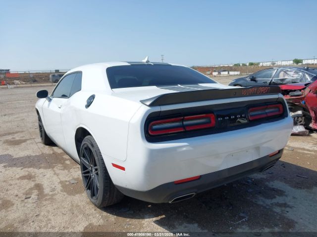 2019 DODGE CHALLENGER 2C3CDZAG2KH530250 Photo 2