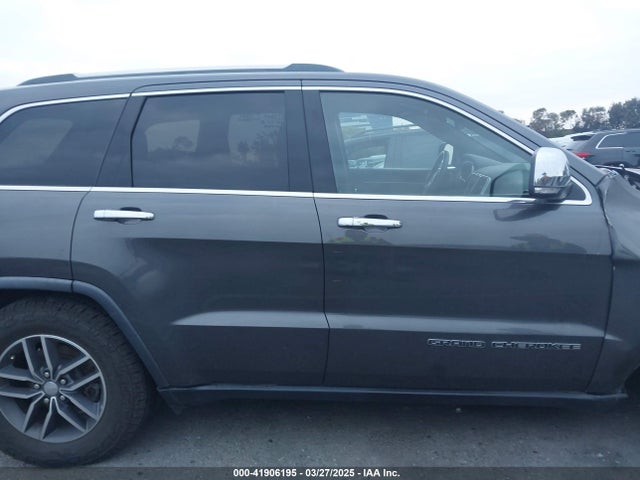 1C4RJEBG0JC338395 Jeep Grand Cherokee Limited 4x2