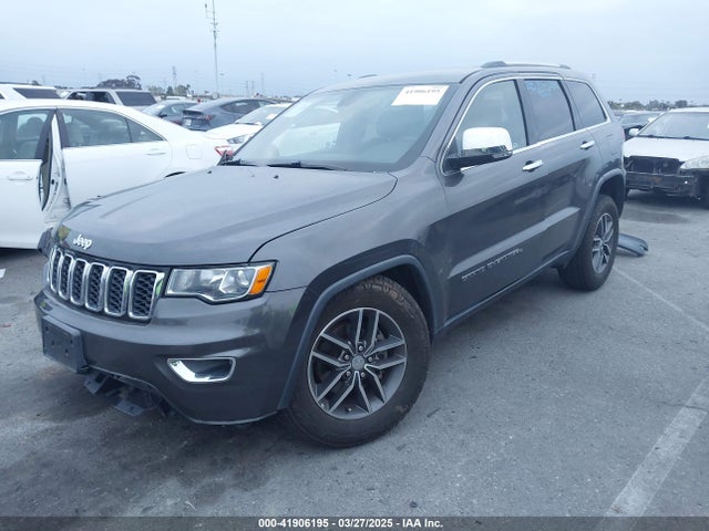 1C4RJEBG0JC338395 Jeep Grand Cherokee Limited 4x2