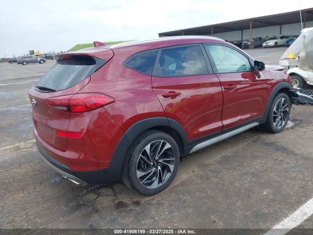 KM8J33ALXKU855608 Hyundai Tucson Sport