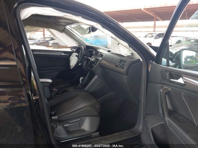 3VV3B7AX4NM109997 Volkswagen Tiguan 2.0t Se