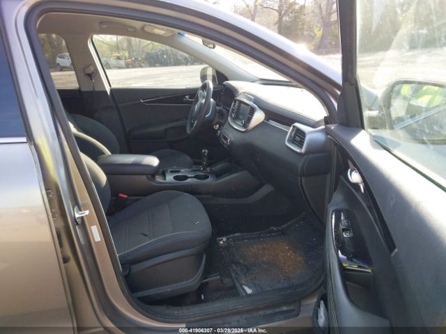 5XYPGDA55KG489620 KIA Sorento 3.3l Lx