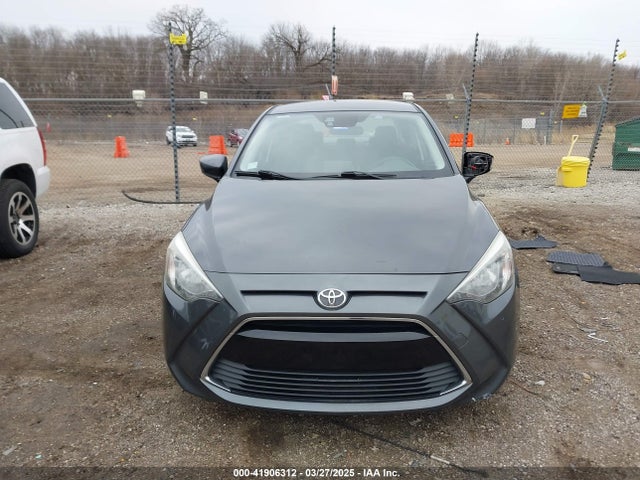 3MYDLBYV1HY166633 Toyota YARIS IA