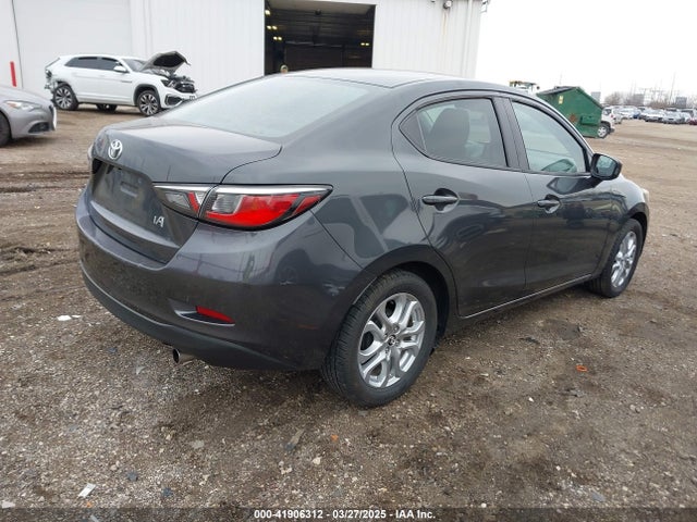 3MYDLBYV1HY166633 Toyota YARIS IA