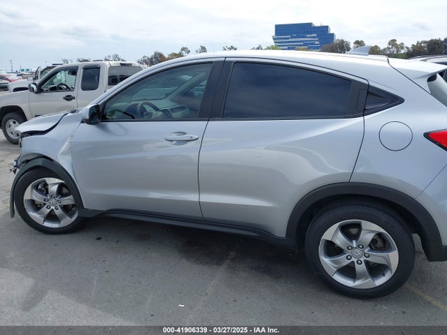 Honda HR-V LX 2019 3CZRU5H37KG710447 Image 15