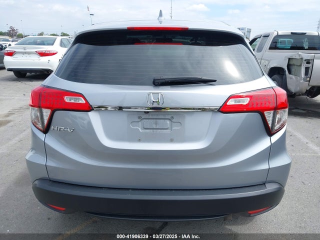 Honda HR-V LX 2019 3CZRU5H37KG710447 Image 17