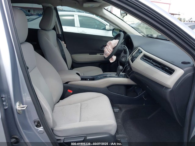 Honda HR-V LX 2019 3CZRU5H37KG710447 Image 5