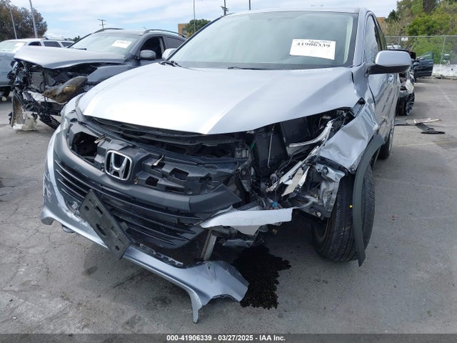 Honda HR-V LX 2019 3CZRU5H37KG710447 Image 6