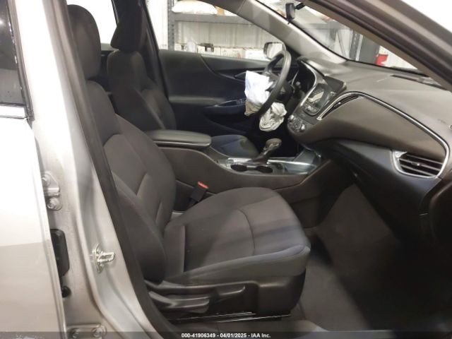 2021 CHEVROLET MALIBU 1G1ZD5ST2MF065511 Photo 4