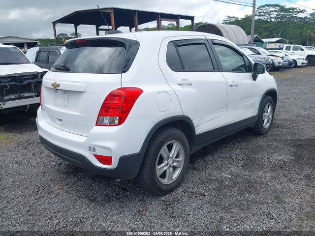 3GNCJKSBXLL228414 Chevrolet Trax Fwd Ls