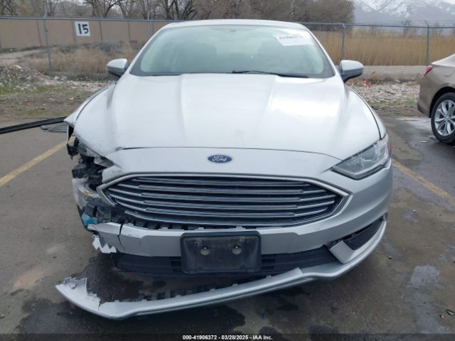 3FA6P0LUXHR317743 Ford Fusion Hybrid Se