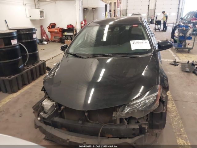 2T1BURHE3KC136245 Toyota COROLLA LE