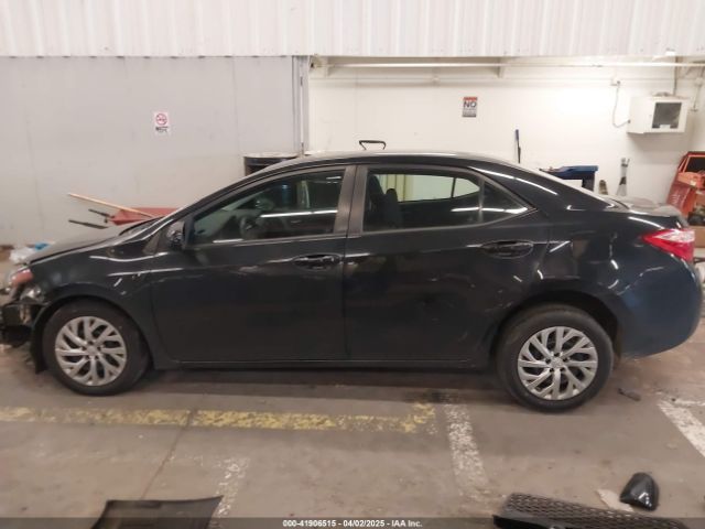 2T1BURHE3KC136245 Toyota COROLLA LE
