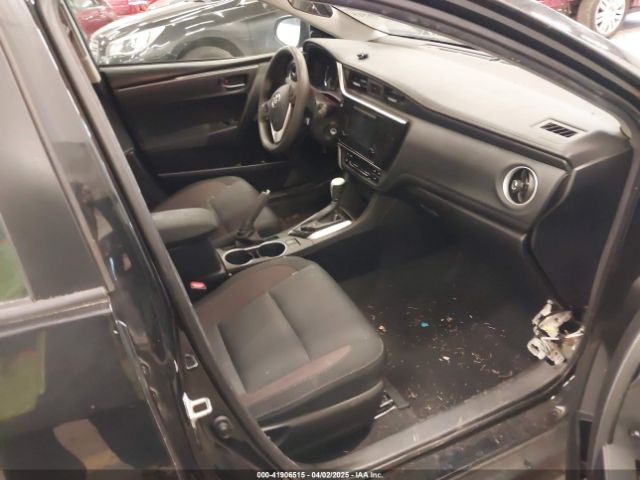 2T1BURHE3KC136245 Toyota COROLLA LE