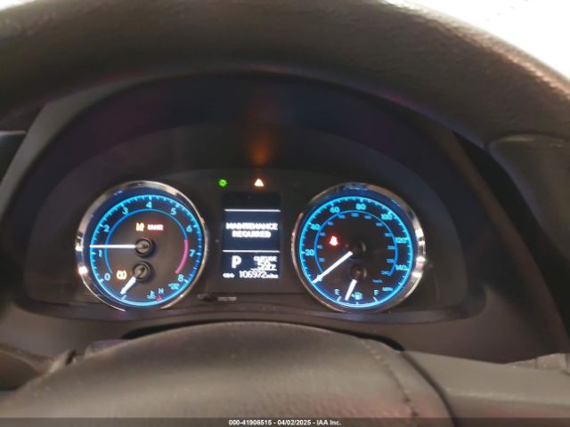 2T1BURHE3KC136245 Toyota COROLLA LE