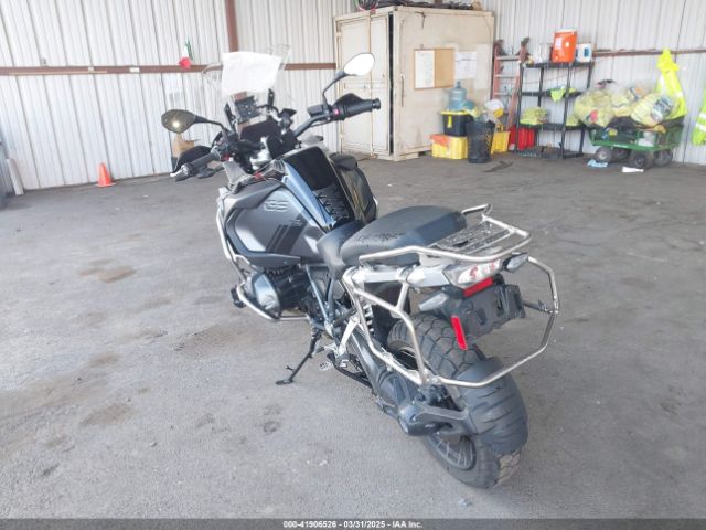 2023 BMW R 1250 WB10M1306P6G68883 Photo 2