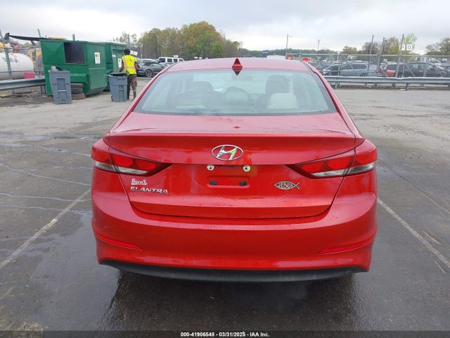 5NPD84LF2HH056473 Hyundai ELANTRA SE