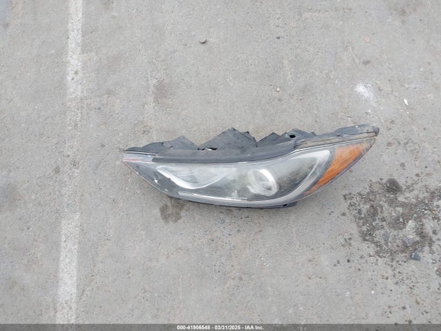 5NPD84LF2HH056473 Hyundai ELANTRA SE
