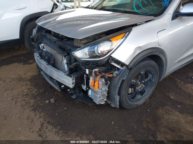 KNDCM3LD1K5232291 KIA Niro Plug-in Hybrid Lx